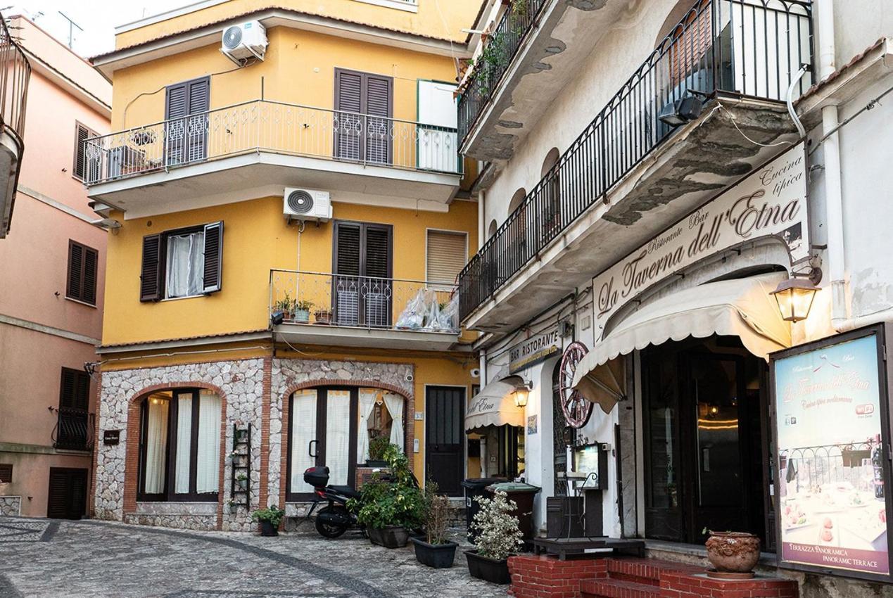 Ferienwohnung Casa Pirri Castelmola Exterior foto
